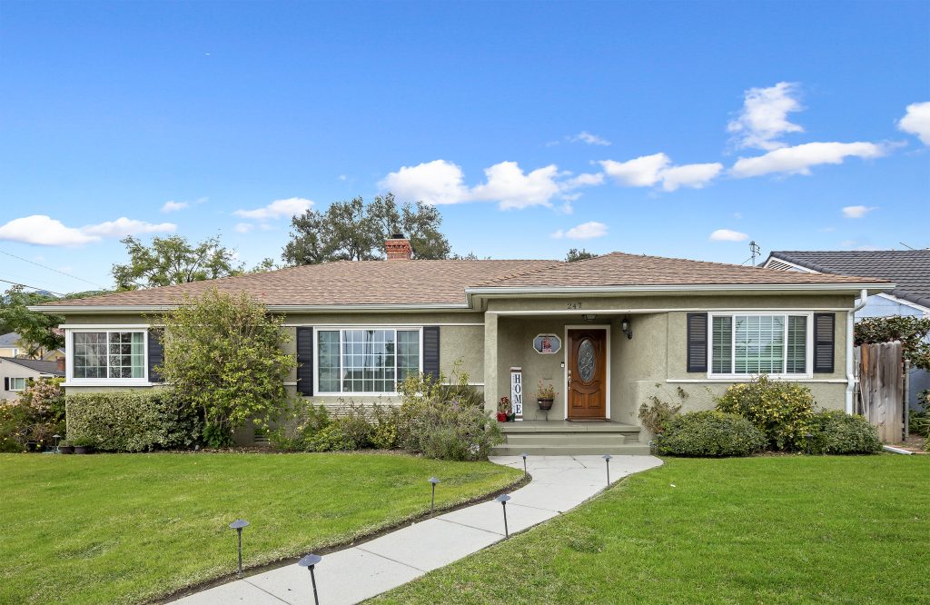 Rain Gutters Near Me in Santa Paula